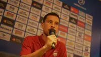 BRI Super League: Thom Haye Tidak Terpengaruh Persib Pindah Stadion, Tetap Fokus Lawan Persita
